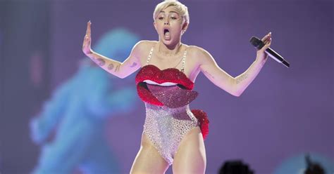 Miley Cyrus Sängerin Feiert Runden Geburtstag