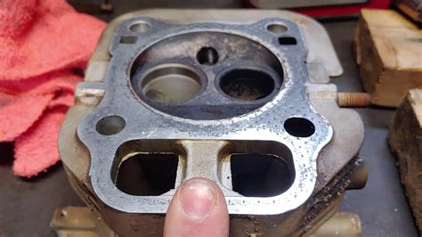 They also offer a complete line of the industry's finest lawn and garden tools. Cylinder Head Findings on the Troy Bilt GTX 20 - YouTube