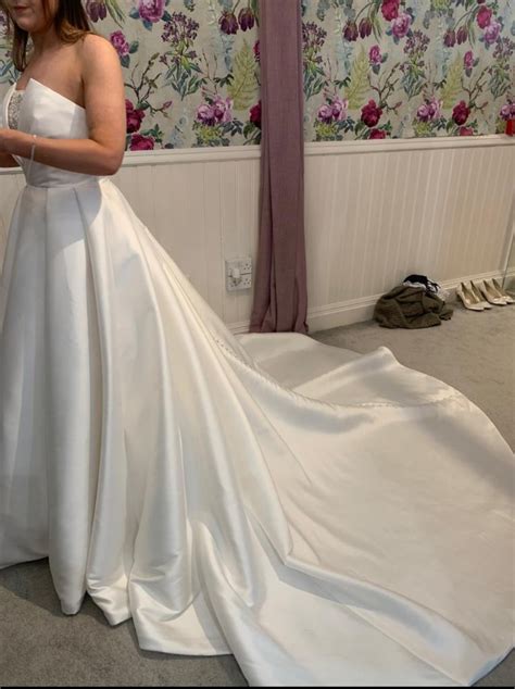 Pronovias Pheobe New Wedding Dress Save 72 Stillwhite