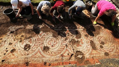 Historians stunned as fifth century mosaic paints surprising picture of