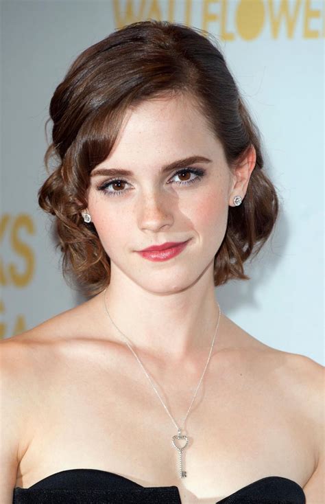 Emma Watson Usa Corte De Cabello Shaggy Con Flequillo Cortina Que Debes Usar Después De Los 30