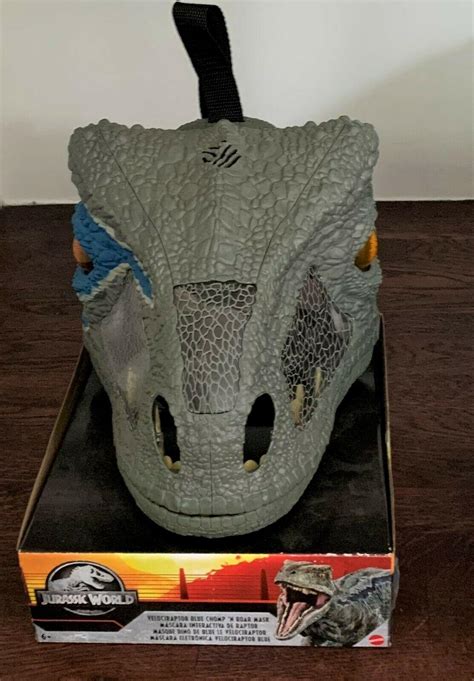 Jurassic World Velociraptor Blue Chomp N Roar Mask