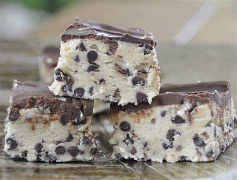 The next day it was a breeze to get these in the oven and if you follow lth's tips, these come out exactly as she says they will. Chocolate Chip Cookie Dough Bars