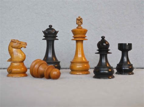 English “staunton Chess Set 19th Century Luke Honey Decorative