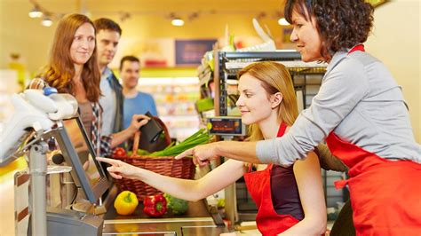 The Role Of The Store Associate In A Tech Enabled Self Service World