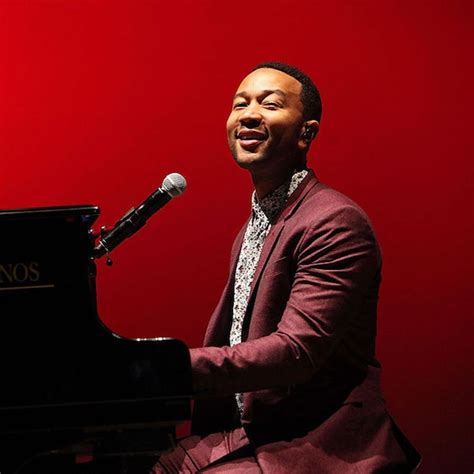 Morning Buzz Watch The Moment John Legend Surprised Commuters With A Surprise Train Station