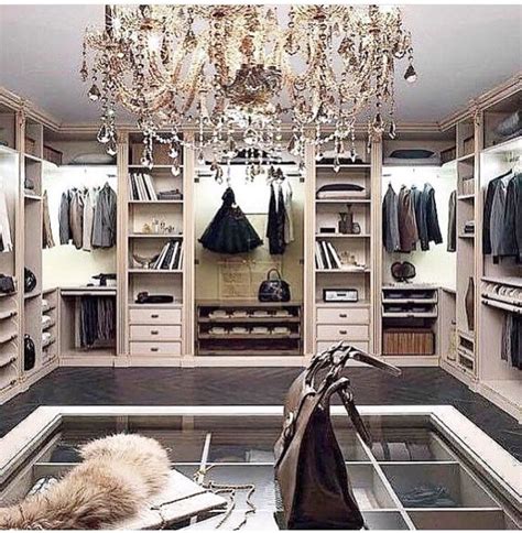 Pin By Stelass On Cool Home Ideas Luxury Closet Dream Closets House