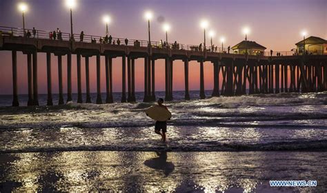 Sunset Scenery Of Huntington Beach In California Us Xinhua