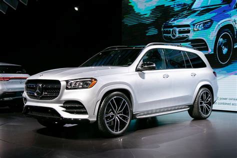 Mercedes Benz Gls 550 Models Generations And Redesigns