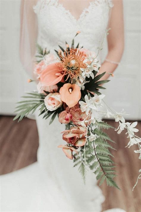 You can purchase online or come to our store to buy fresh cut flowers, plants, blooming plants, decorative trees, silk flowers, floral decor, vase flower arrangements, bulk flowers, flowers for weddings, funeral and sympathy flowers. Tropical bridal bouquet, ready to ship, silk flowers and ...