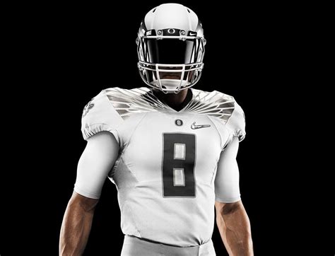 Goodbye green and yellow: new Oregon Ducks uniform for ...