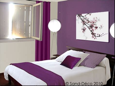 La chambre violette moderne master Déco chambre parme et blanc - Exemples d'aménagements