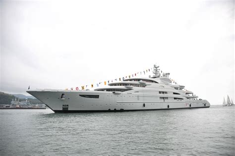Serene The Worlds 9th Largest Yacht Is All Set To Sail Extravaganzi