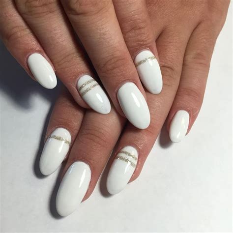 Awesome 40 Dazzling Ways To Style White Nails Topnotch Nails Nail Lab