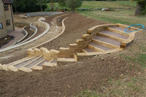 Slope Steps With Retaining Wall Sloped Backyard Garden Stairs