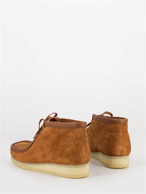 clarks wallabee boot tan hairy suede stimm
