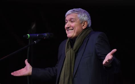 Este actor și profesor la institutul de teatru i.l.caragiale si. Ce îi răspunde Mircea Diaconu lui Dragoș Bucur, după ...