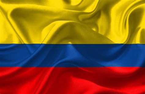Cualquier símbolo patrio no ha sido de una buena vez y para siempre, sino que tiene sus avatares e historia que muchas veces es fascinante. ☑ Significado de la bandera colombiana