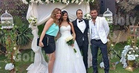 صور يارا نعوم و عماد متعب وفاء عامر وآيتن عامر يرقصان على كل البنات بتحبك يارا نعوم لمتعب علي الهواء. شاهد بالصور عماد متعب ويارا نعوم فى حفل زفاف ملكه جمال مصر