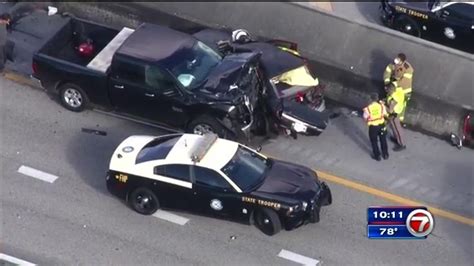 2 Killed In Crash Along Southbound I 95 Express Lanes In North Miami
