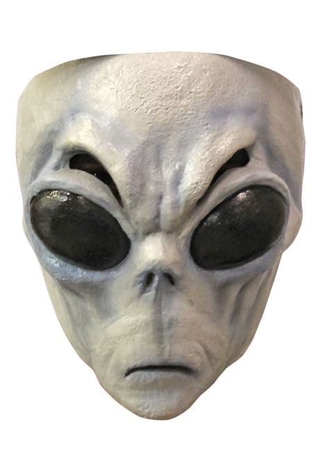 On this themed birthday party board you'll find ideas for decorations, snacks, food, desserts, games for kids, alien crafts, favors and more! Gray Alien Mask