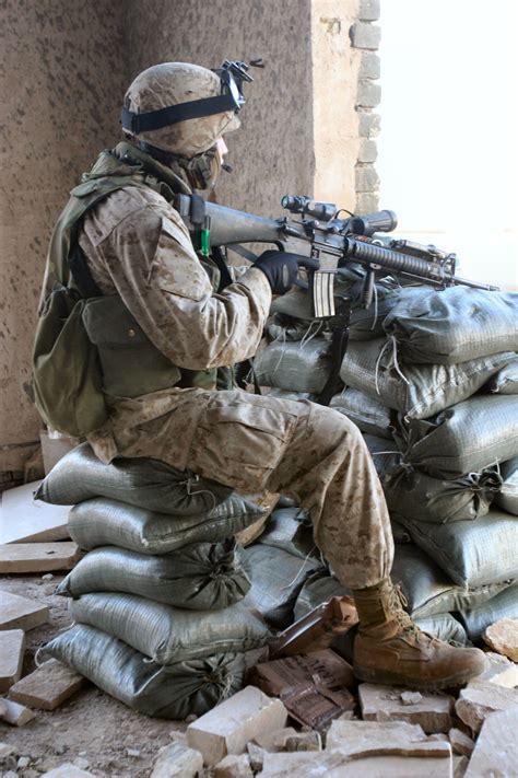File:Marines in iraq.jpg - Wikimedia Commons