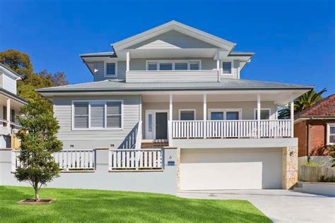 And was designed by kenneth bainton and built by andreassen bulgin. Try to ignore the cheap fittings and finishes here and ...