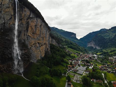 Valley Of Waterfalls Lauterbrunnen Switzerland Oc Rtravel