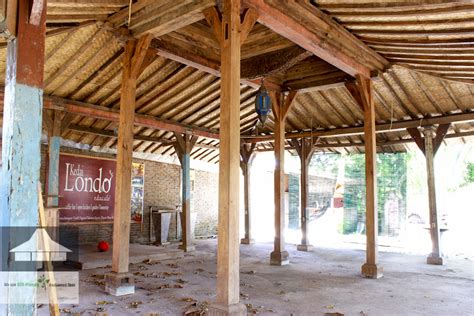 Jual gebyok kuno antik gebyok kuno panjang 9 meter ori kayu jati kondisi barang bagus di mahar 75 juta nego. Rumah Joglo.net: gazebo kayu jati ukiran jepara harga ...