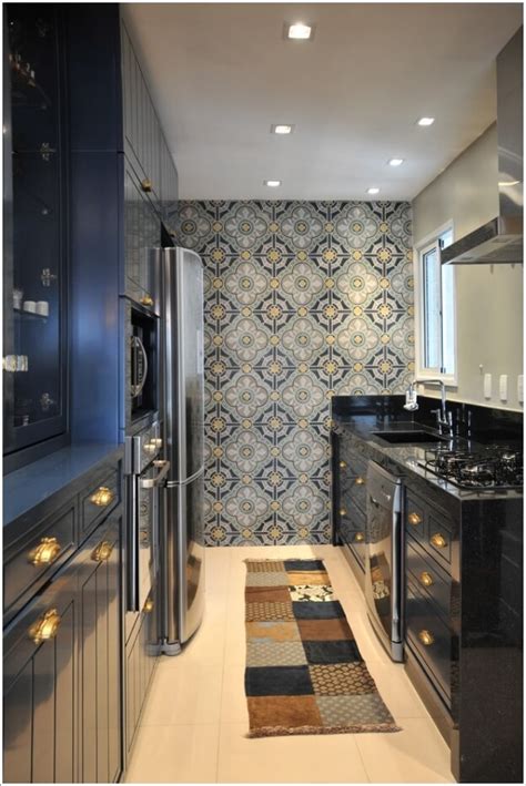 Accent walls are simply walls in a room that are unlike the others, made to stand out and truly accent a space. 10 Cool Kitchen Accent Wall Ideas for Your Home