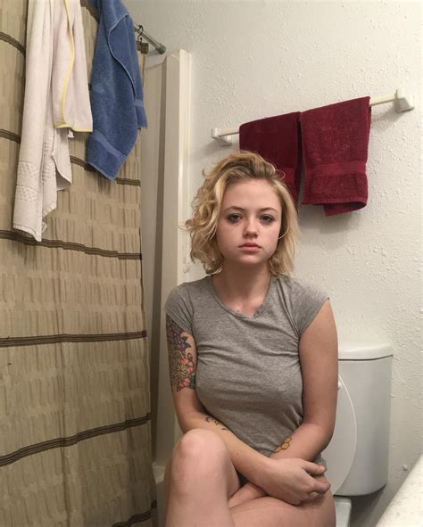 Top Pictures Woman Sat On Toilet For Years Pictures Updated