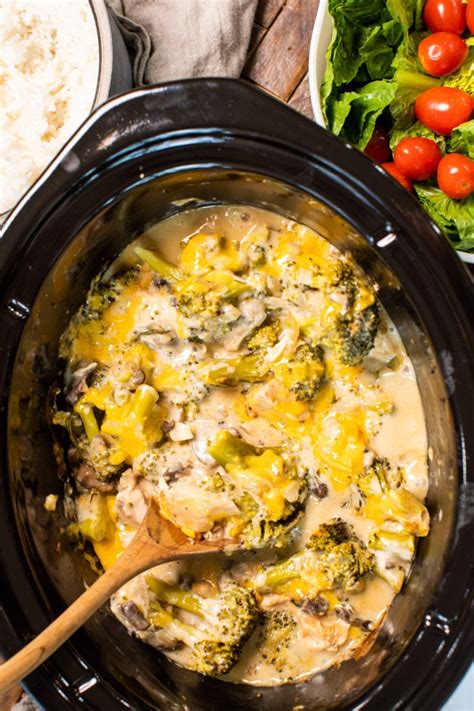 Slow Cooker Cheesy Broccoli Chicken The Magical Slow Cooker