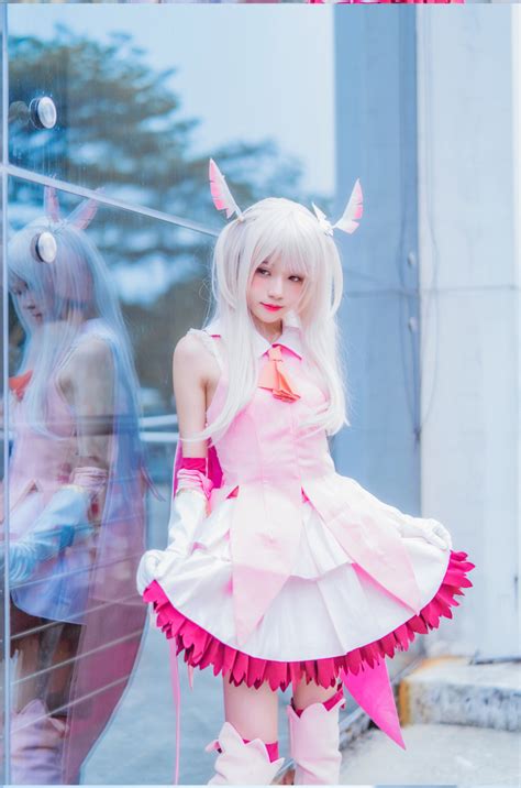 Cosplay Bé Loli Illyasviel Cực Đáng Yêu Đãi Mắt Game Thủ Cuối Tmần