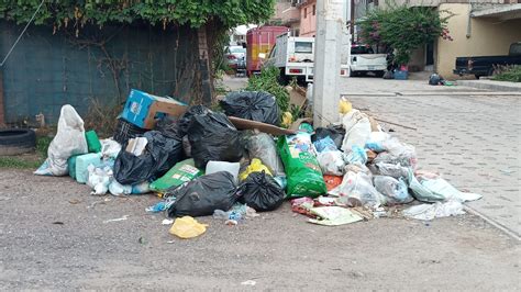 Jocotepec residents report recurring inconsistencies in garbage