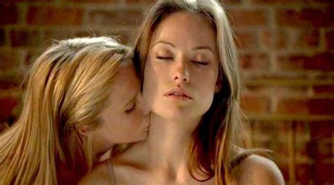 Olivia Wilde Lesbo Kiss With A Blonde From House Md Scandal Planet