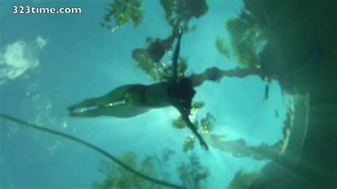 Rilee Marks Swims Underwater In Her Golden Swimsuit Youtube