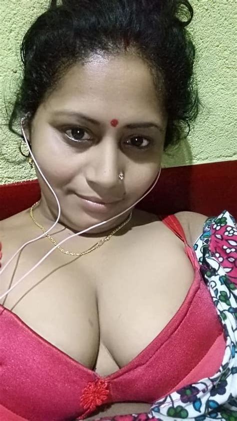 Sexy South Indian Bhabhi Nude Pics FSI Blog