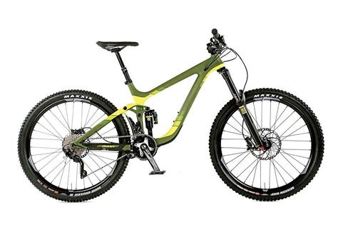 So many models/type when trying to decide on which type of bike you want to. Giant-reign-mountain-bike - Avon Venture Sports