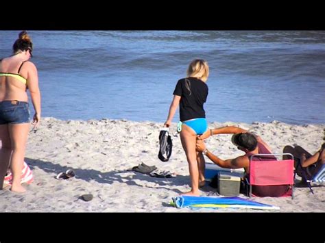 Man Smells Or Licks Something Off Womans Butt At Myrtle Beach Sc What Do You Think He Was