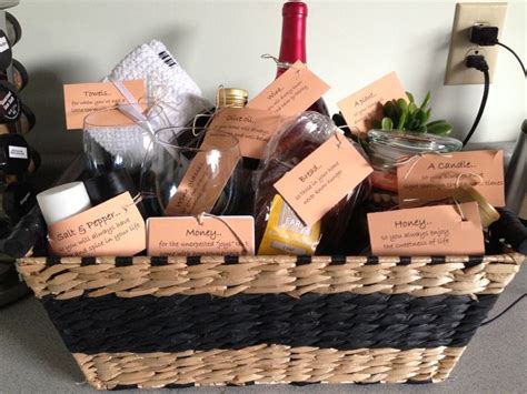Best house warming gift ideas. 21 best Housewarming Gifts images on Pinterest | Gift ...