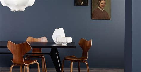 Industrial blue fra lady pure color, er en dyb blå farve, der er meget smuk, især hvis du godt kan lide de mørke og kolde nuancer. DECO BLUE 4477 Farge Interiør | Jotun.no | Interiør ...