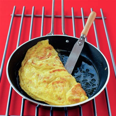 Also follow us on pinterest at. Quick and easy omelette - quick dinner idea - Good ...