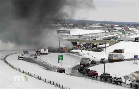 Fiery Pileup During Snowstorm Shuts Down Part Of I 94 In Minnesota