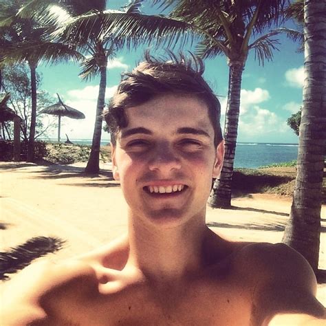 martin garrix at the beach pool 2 martin garrix for a better life