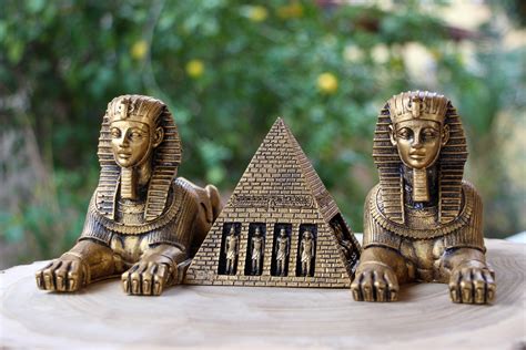Egypt Pyramid Sfenks Figurine Candle Holder King Tutankhamun Ancient