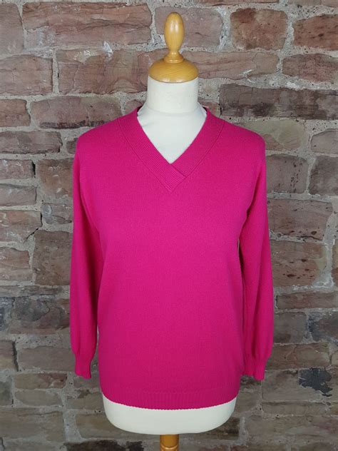 The Cashmere Centre Pink V Neck Cashmere Sweater Softtouch Cashmere
