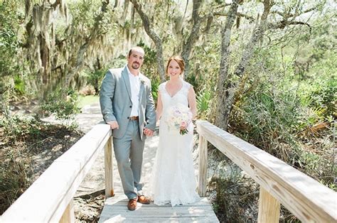 Find, research and contact wedding professionals on the knot, featuring reviews and info on the best wedding vendors. Amelia Island Intimate Beach Wedding | Artfully Wed ...