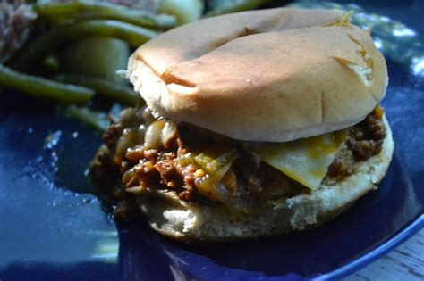 These french onion joes feature just four simple ingredients, including ground beef, and are an easy weeknight sandwich option. Slow Cooker Ground Beef Barbecue for Sandwiches