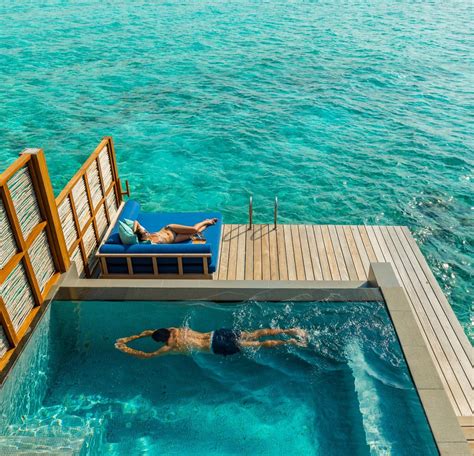 Dive In Dry Off Repeat Four Seasons Resorts Maldives Maldives Luxury