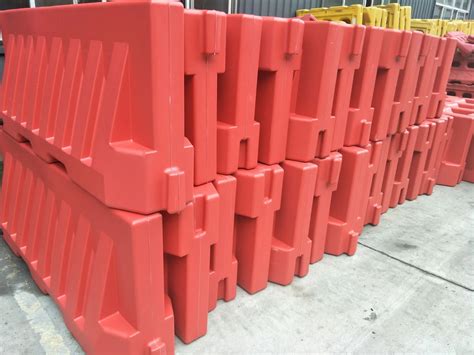 2m Water Filled Barrier Plastic Flood Barrier Road Construction Barrier